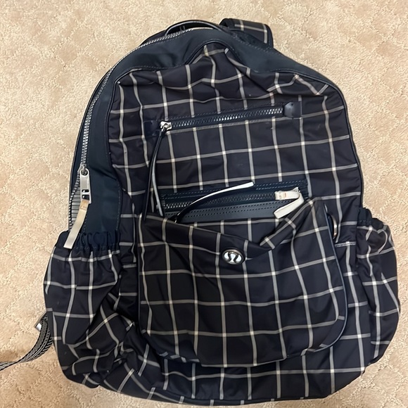 Lululemon Pacific Check Backpack - Picture 4 of 5